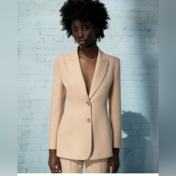 Zara Jackets & Blazers - ZARA BLAZER LIMITED EDITION-NWT SIZE XS